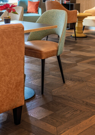 NOVA ANTICA  – DIE CHARAKTERVOLLE