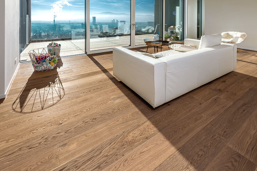 Parkett Berg & Berg, Landhausdiele, Eiche, Swiss Special dark, geölt weiss